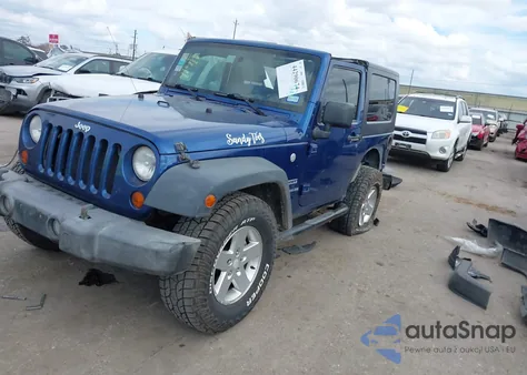 2010 Jeep Wrangler Sport z USA, uszkodzony, nr VIN 1J4AA2D11AL218961
